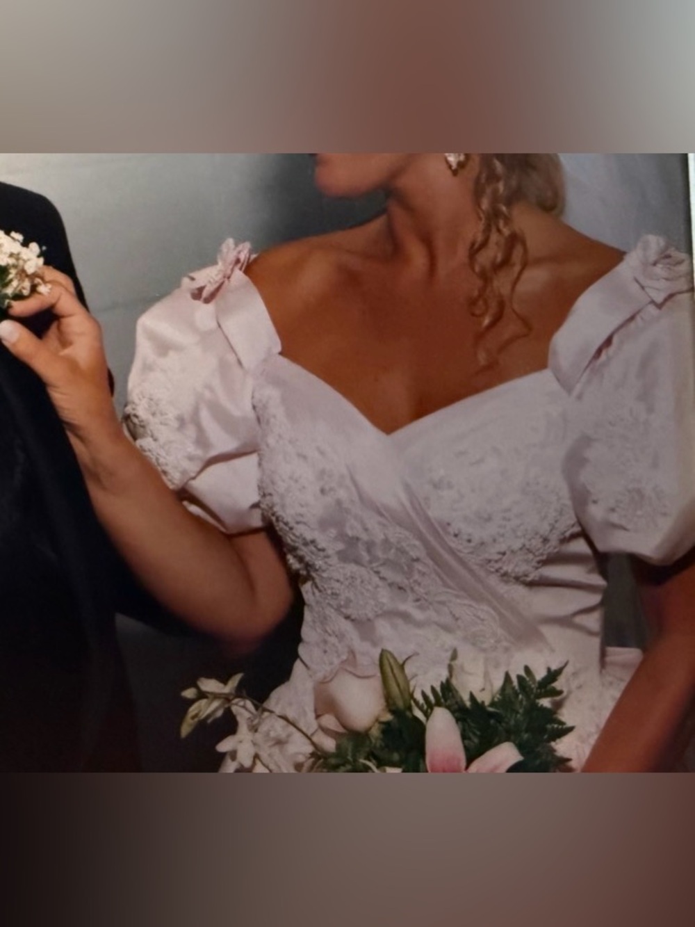 Alfred Angelo, Vintage Lace Appliqué Off-Shoulder, Wedding Dress